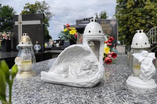  Grób maleńkiej Oli