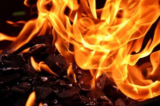Tragiczny pożar garażu w Milczy pod Krosnem. Nie żyje 60-letni mężczyzna