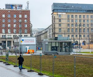 Parking podziemny pod placem Powstańców Warszawy w Warszawie