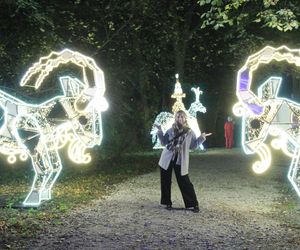 Byliśmy w prawdziwej Akademii Pana Kleksa. Lumina Park przy Zamku Topacz pod Wrocławiem znowu otwarty