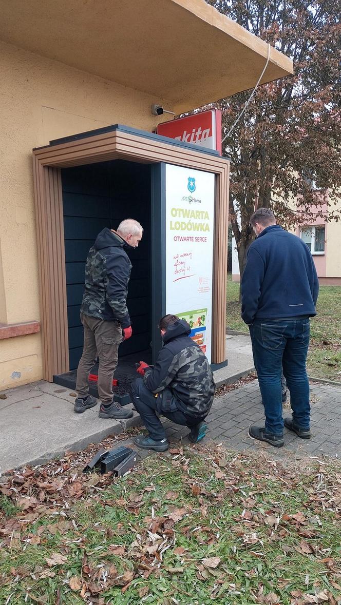 Kolejna otwarta lodówka na Podkarpaciu