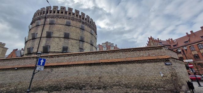 Nie ma Torunia bez Okrąglaka. Kapitan zdradza tajemnice aresztu śledczego. Nieznane historie