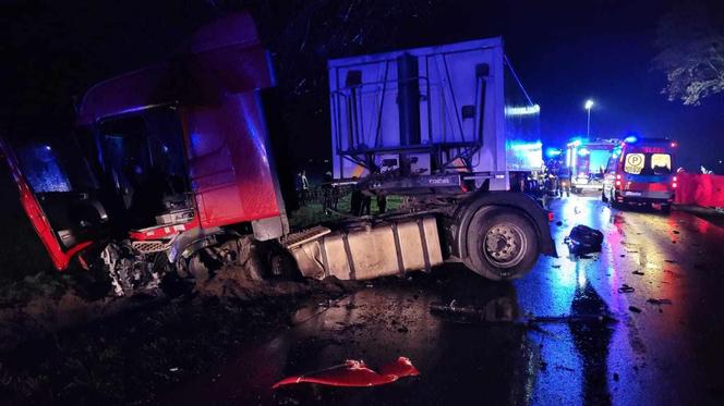 Kalisz. Tragiczny wypadek w gminie Blizanów. Nie żyją dwie osoby