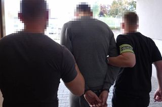 Sukces policji. 100 kg narkotyków i dwóch pseudokibiców zatrzymanych
