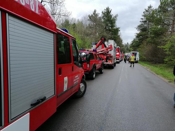 Dramatyczny wypadek busa pod Kielcami