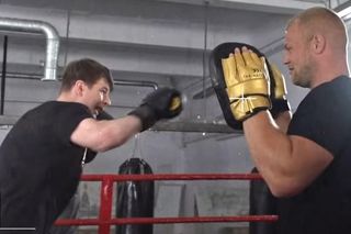 Daniel Nawrocki idzie w ślady Karola Nawrockiego. Tak boksuje