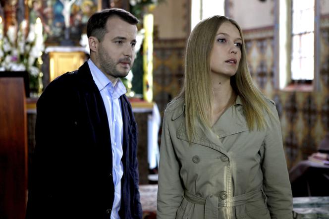 Pierwsza miłość. Bartek (Rafał Kwietniewski), Ewelina (Magdalena Górska)