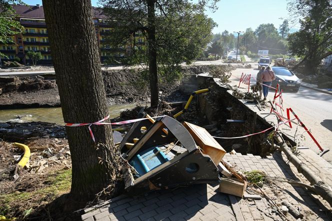 Skutki powodzi w Stroniu Śląskim