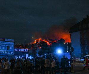 Pożar bloku w Ząbkach. Przerażające zdjęcia z miejsca tragedii