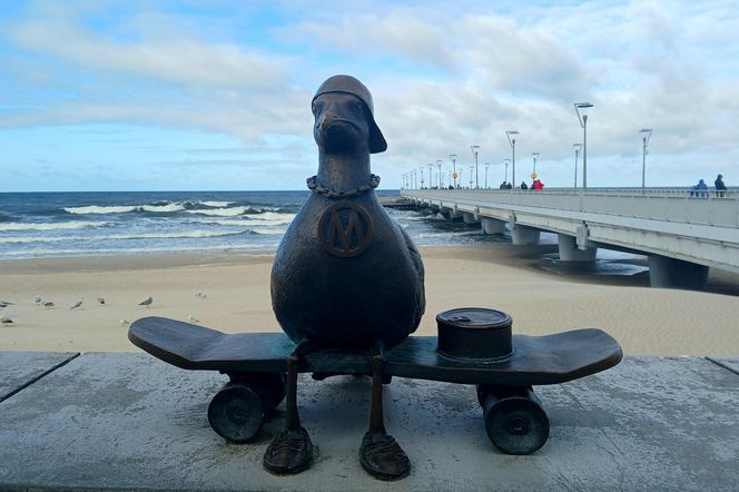 Rzeźby Marianów w Kołobrzegu