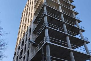 Porzucony szkieletor przy ulicy Boborowieckiej 11