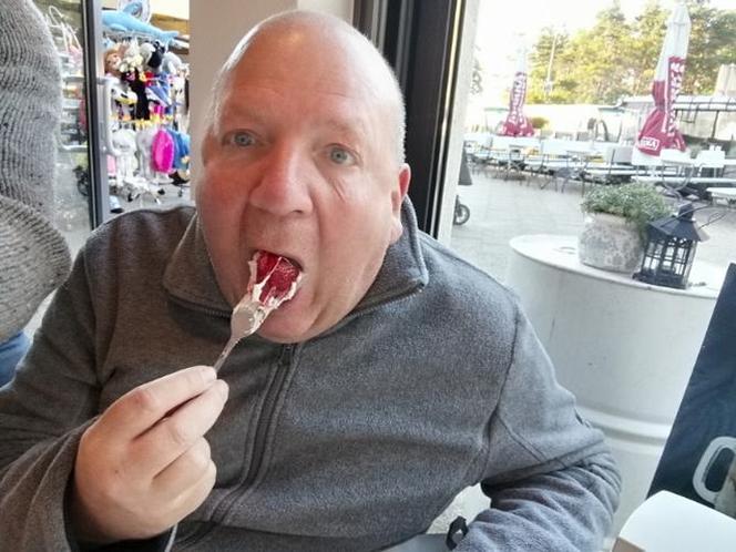 Dziennikarz "Super Expressu" szukał nad morzem "paragonu grozy" [ZDJĘCIA]