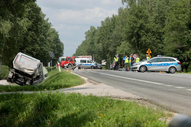 Pogrzeb kierowcy ciężarówki z wypadku w Grębiszewie. Pan Robert sam wychowywał trzy córeczki