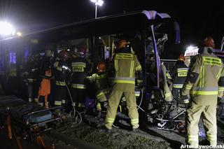 Czołówka dwóch autobusów! Są ranni