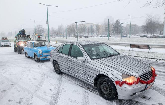 Parada Świątecznych Samochodów w Tychach