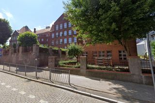 XIV LO im. Stanisława Staszica – Warszawa