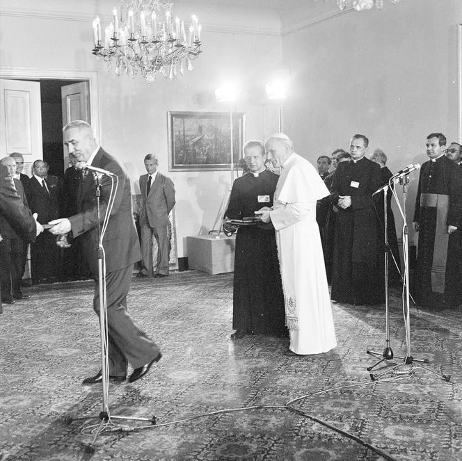 Spotkanie papieża Jana Pawła II z władzami PRL w Belwederze, 1979.