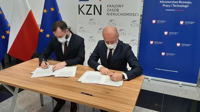 Szkoła na Strzeszynie i mieszkania na ul. Żelaznej! Miasto podpisało porozumienie!