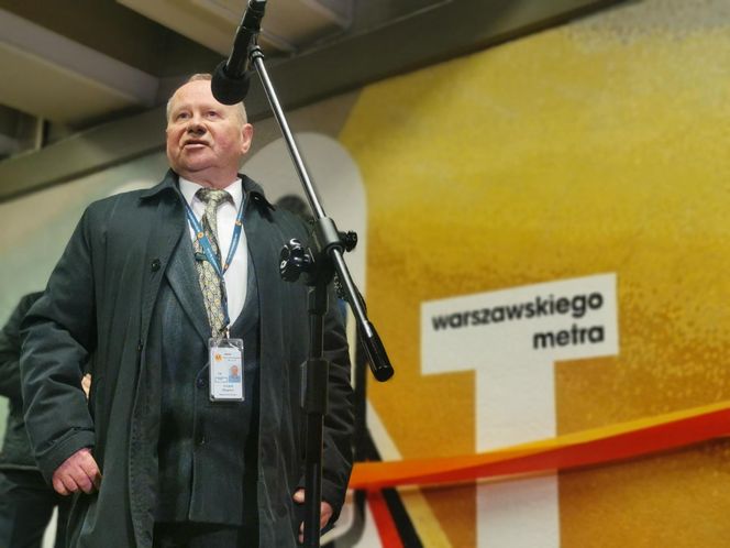 30 lat metra w Warszawie. Odsłonięcie mozaiki