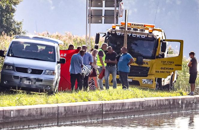 Auto zsunęło się do wody. Dramat na Kanale Grunwaldzkim