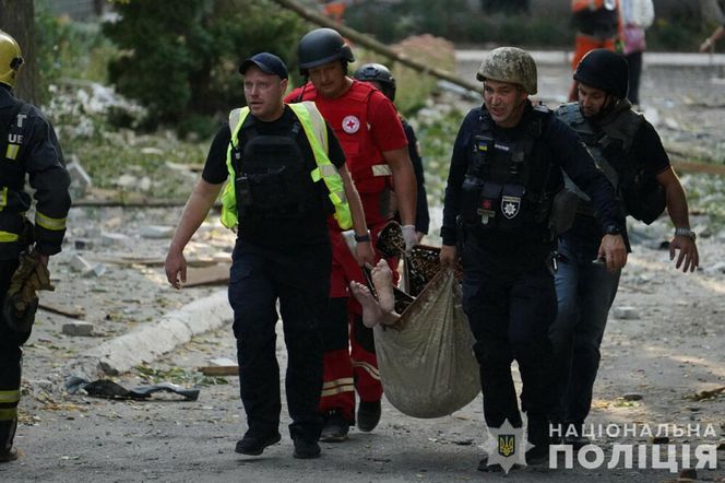 Putin zbombardował seniorów w domu opieki! Wielu rannych i ofiara