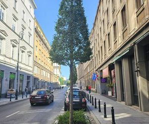 Mazowiecka po metamorfozie zachwyca warszawiaków. Prawie jak w Wersalu!