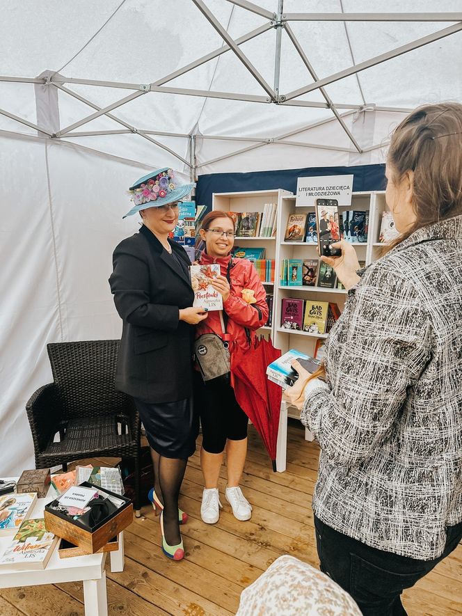 Łeba stolicą wakacyjnego czytania! „Lato z Książką 2025” już 1–3 sierpnia