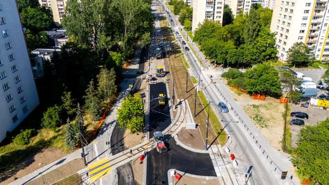 Tramwaj na Stegny w Warszawie w przeddzień otwarcia