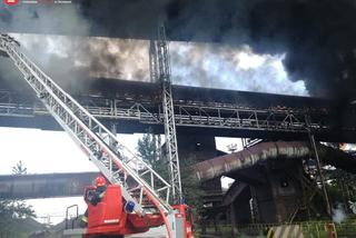 Dochodzenie w sprawie pożaru w hucie Arcelor Mittal. Palił się taśmociąg na wysokości 20 m