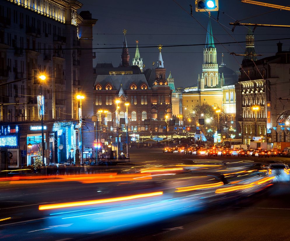 W Moskwie zaczynają szykować schrony. Z parkingów podziemnych znikają samochody 