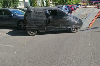 Poznań: Ktoś spakował auto do drogi. Nietypowy widok!
