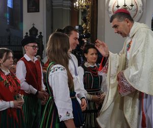 Nowy biskup diecezji łowickiej. W uroczystości wzięło udział wielu gości