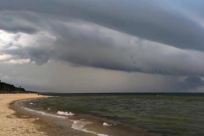 Pogodowy horror! To szok, co dzieje się nad Polską. Potężne burze