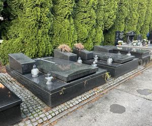 Groby architektów na krakowskich cmentarzach