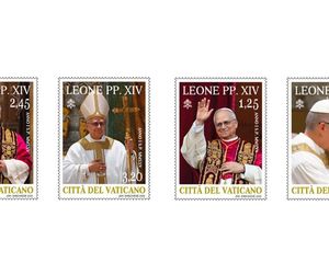 Znaczki z Papieżem.