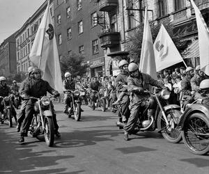 Pochód gwarkowski w latach 60. i 70.  Ale stroje! 