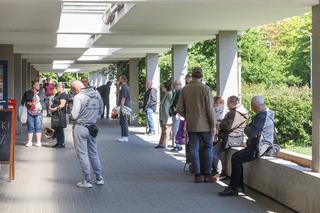 Poczta ostatniej szansy. Ludzie czekają tu po dwie godziny