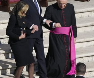 Głowy państw żegnają papieża Franciszka. Do Watykanu zjechali najważniejsi