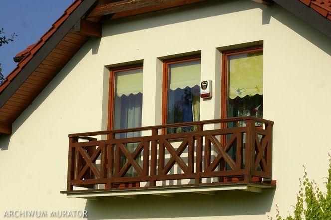 Jak wybrać system alarmowy do domu? Sposoby na zabezpieczenie domu 