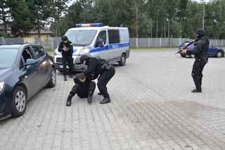 Pościg za groźnym przestępcą pod Krakowem. Policjant użył broni!