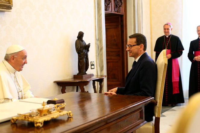 Premier Mateusz Morawiecki na audiencji u papieża Franciszka