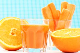 Napój marchwiowo-pomarańczowy