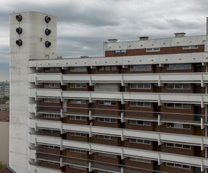 Titanic w centrum Wrocławia. Szesnastopiętrowy galeriowiec przy Powstańców Śląskich to jeden z największych molochów we Wrocławiu