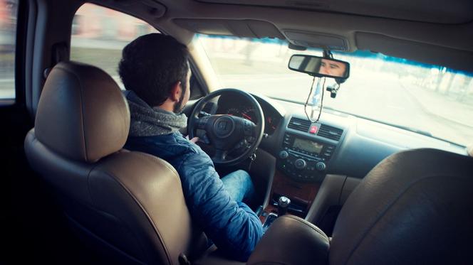 Prawo jazdy 2020: własnym autem pojedziesz w przyszłym roku? Ogromne problemy młodych kierowców! 
