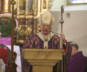 Abp Jędraszewski o in vitro: Człowiek nie jest produktem, człowiek jest owocem miłości małżeńskiej