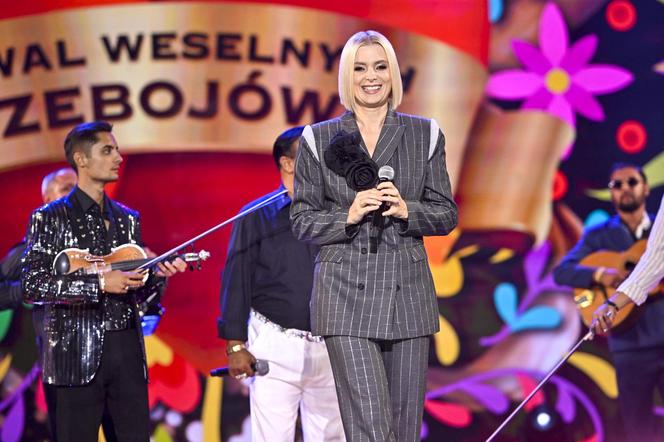 Halina Mlynkova przeszła totalną metamorfozę! Ścięła włosy na bardzo krótko