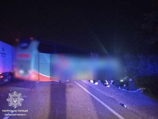 Wypadek autobusu z Warszawy do Odessy. Trzy osoby nie żyją, jest wielu rannych