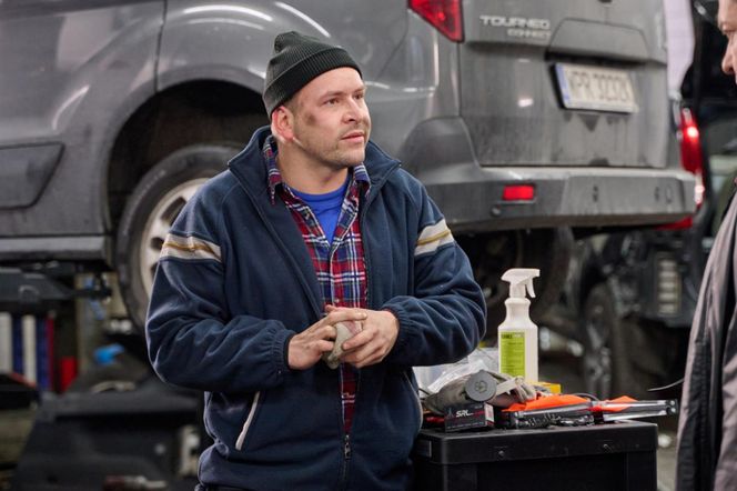 Na Wspólnej odc. 3998. Mechanik (Mateusz Baran)