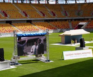 Kongres Świadków Jehowy Białystok 2024. Tłumy wiernych na Stadionie Miejskim