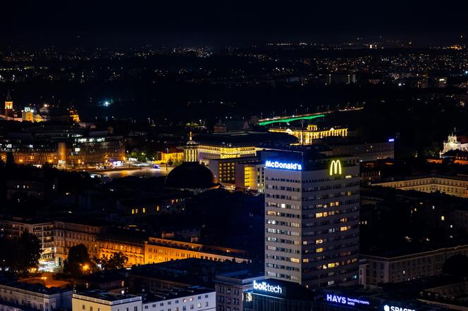 Widok w stronę placu Piłsudskiego